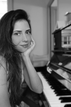 Laetitia CASTERA